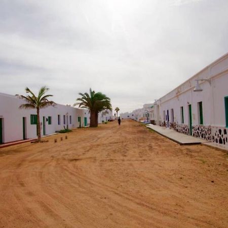 Lightbooking La Graciosa Caleta de Sebo Exterior photo